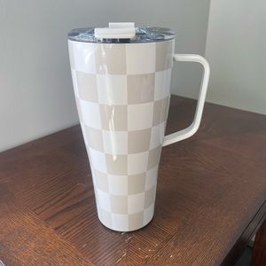 New in bag Brumate x Krista Horton tan checkered toddy XL